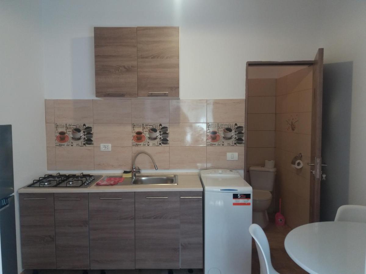 Casa De Vacanta Bucuria Marii Constanţa Exteriör bild